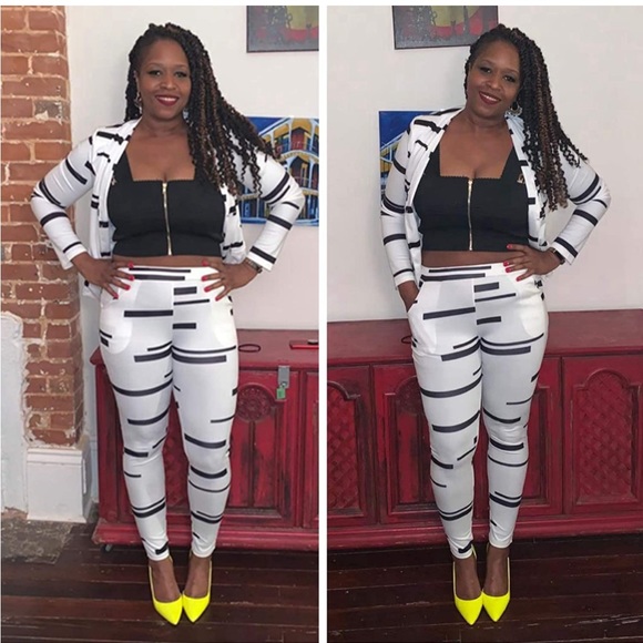 Black and White Suit size XL - Picture 7 of 7